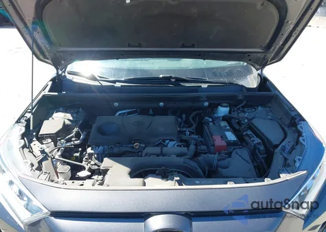 2021 Toyota Rav4 Xle z USA, uszkodzony, nr VIN 2T3W1RFV1MW137173